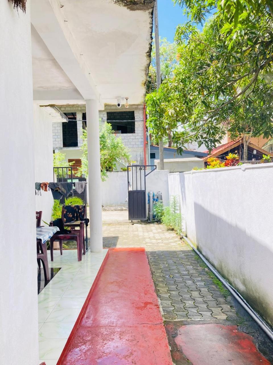 Sea Side Bay House Hotell Weligama Eksteriør bilde